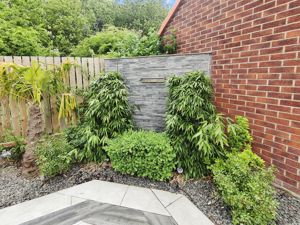 Photo 15- click for photo gallery